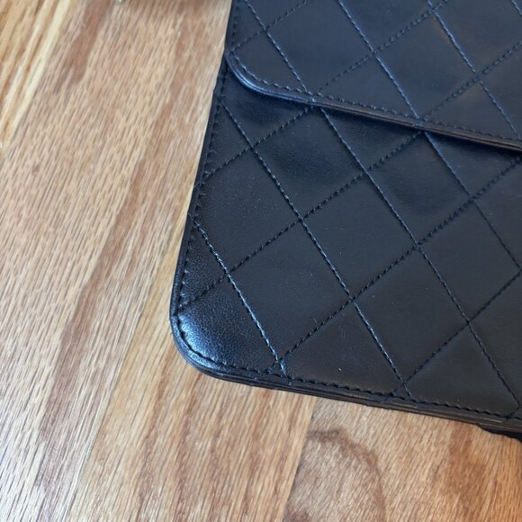 Authentic CHANEL black lambskin vintage classic single flap 24k gold - Picture 7 of 16